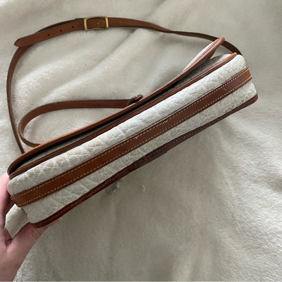 Vintage Dooney & Bourke White Leather Crossbody - Picture 7 of 12